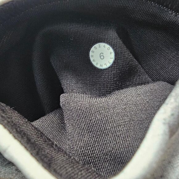 Lululemon Train Times 7/8 Pant 25" | Blush Blossom| Size 6 Like New - Picture 5 of 10